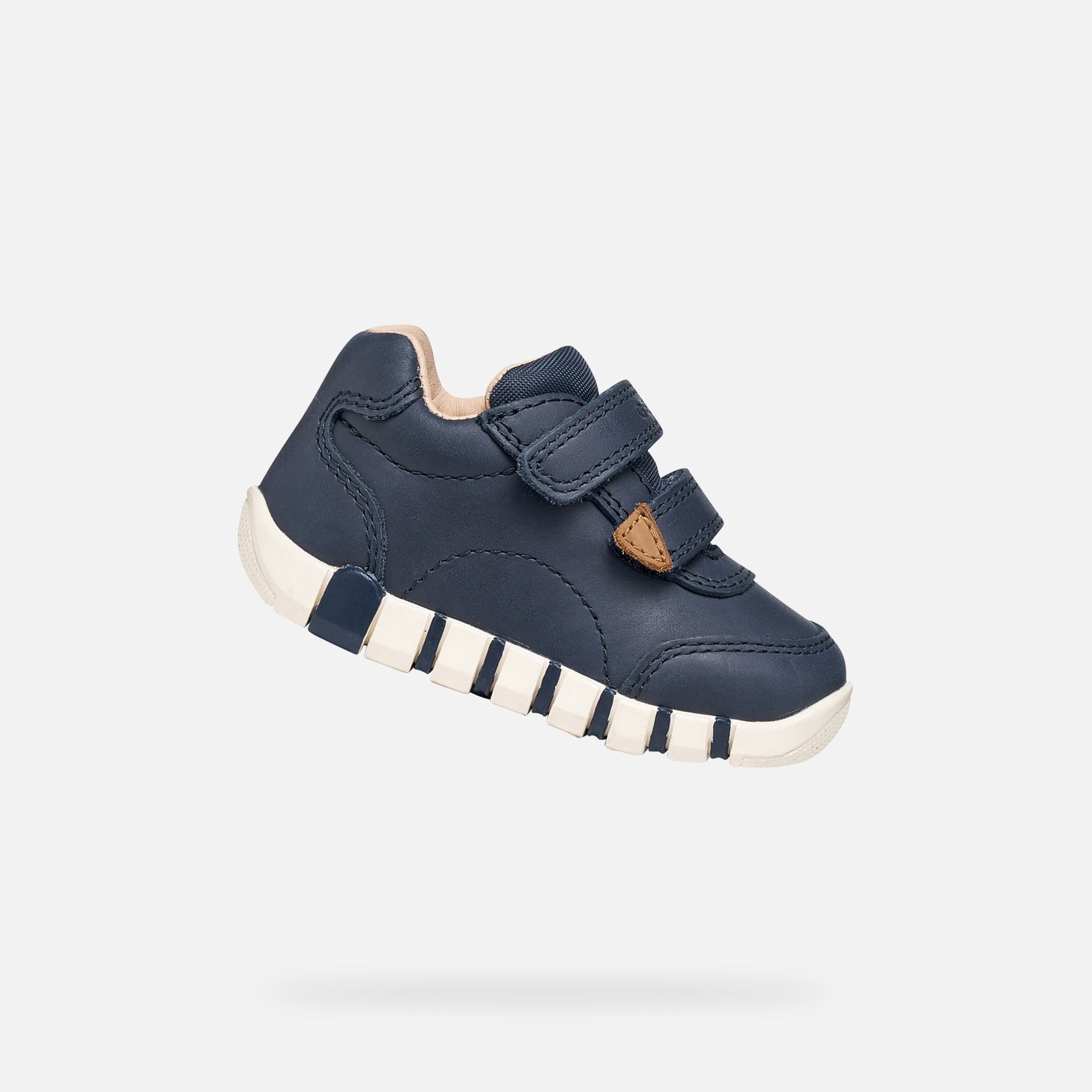Tmavě modré chlapecké barefoot tenisky Geox Iupidoo - 001