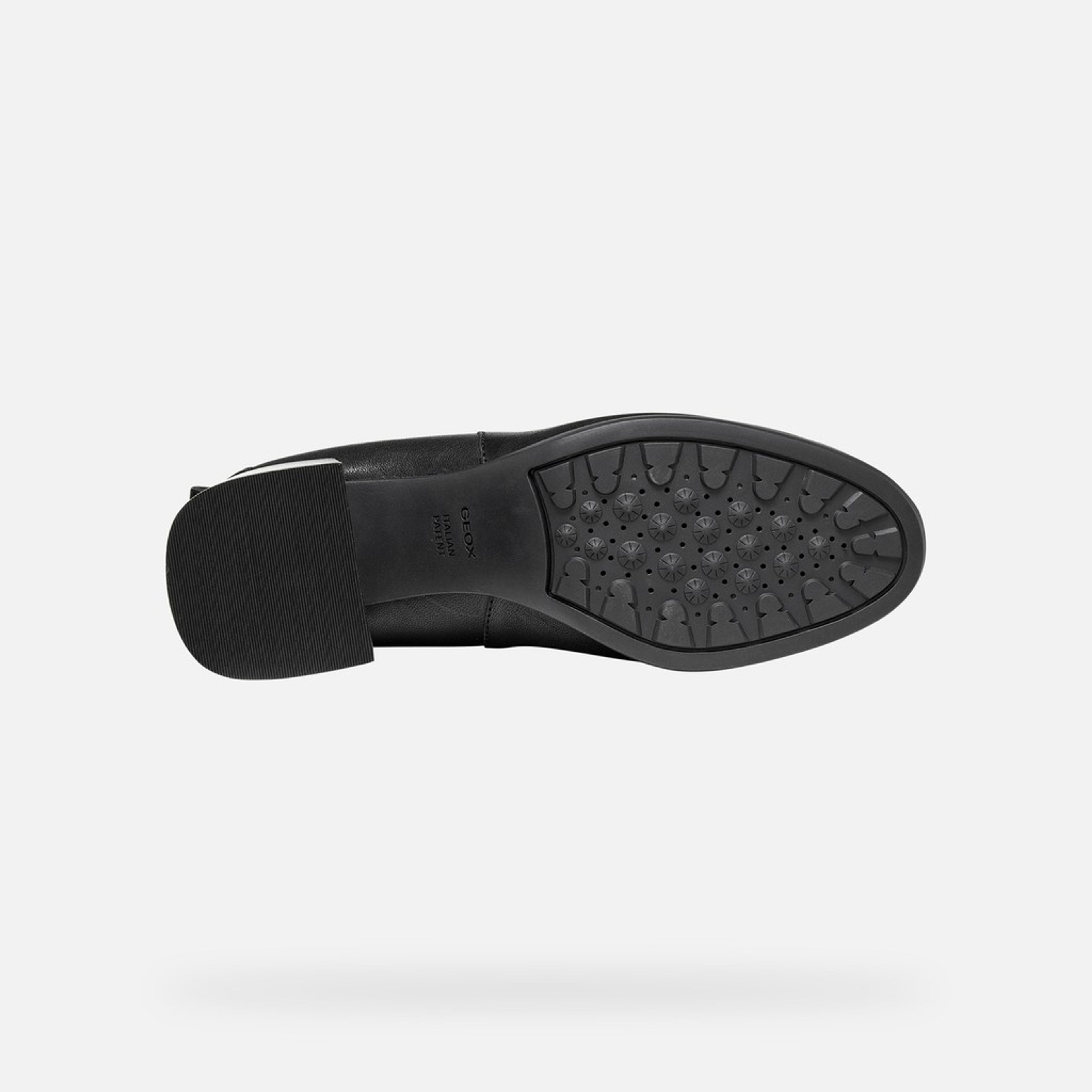 Ghete negre pentru femei Geox Walk Pleasure 55T - 007