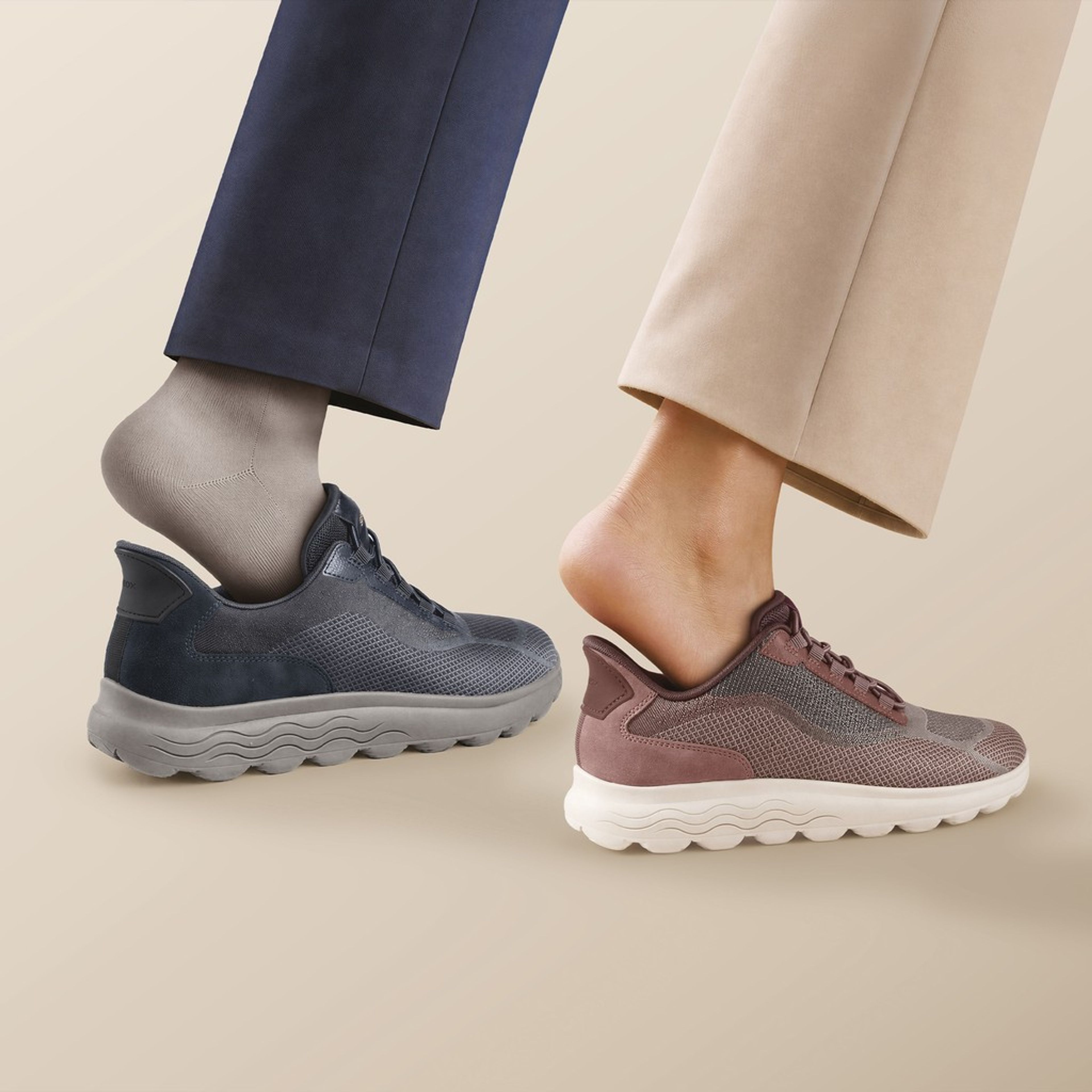 Sneakers roz vechi pentru femei Geox Spherica Plus WR - 013
