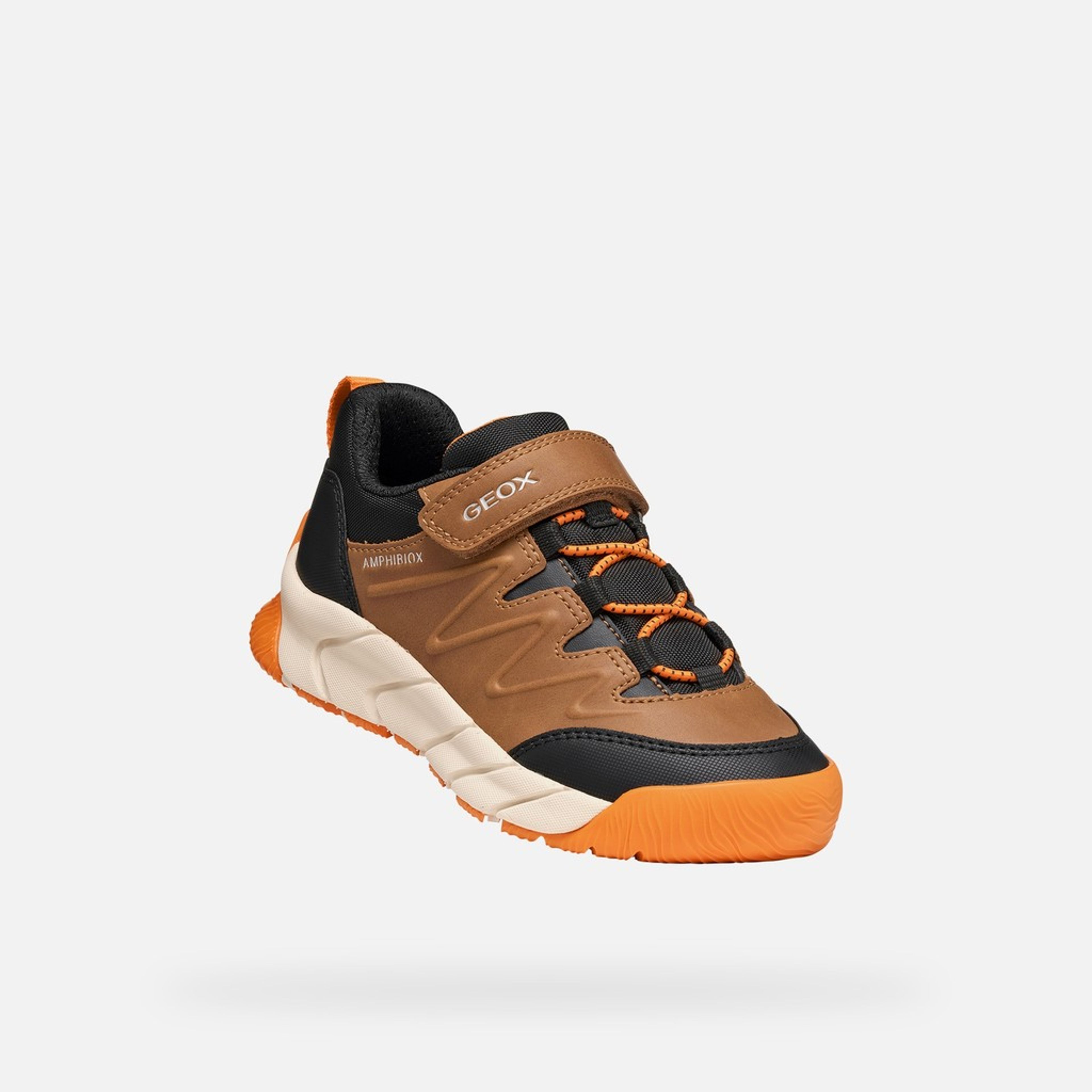Hnědé chlapecké tenisky Geox Flexyper Pro B - 005