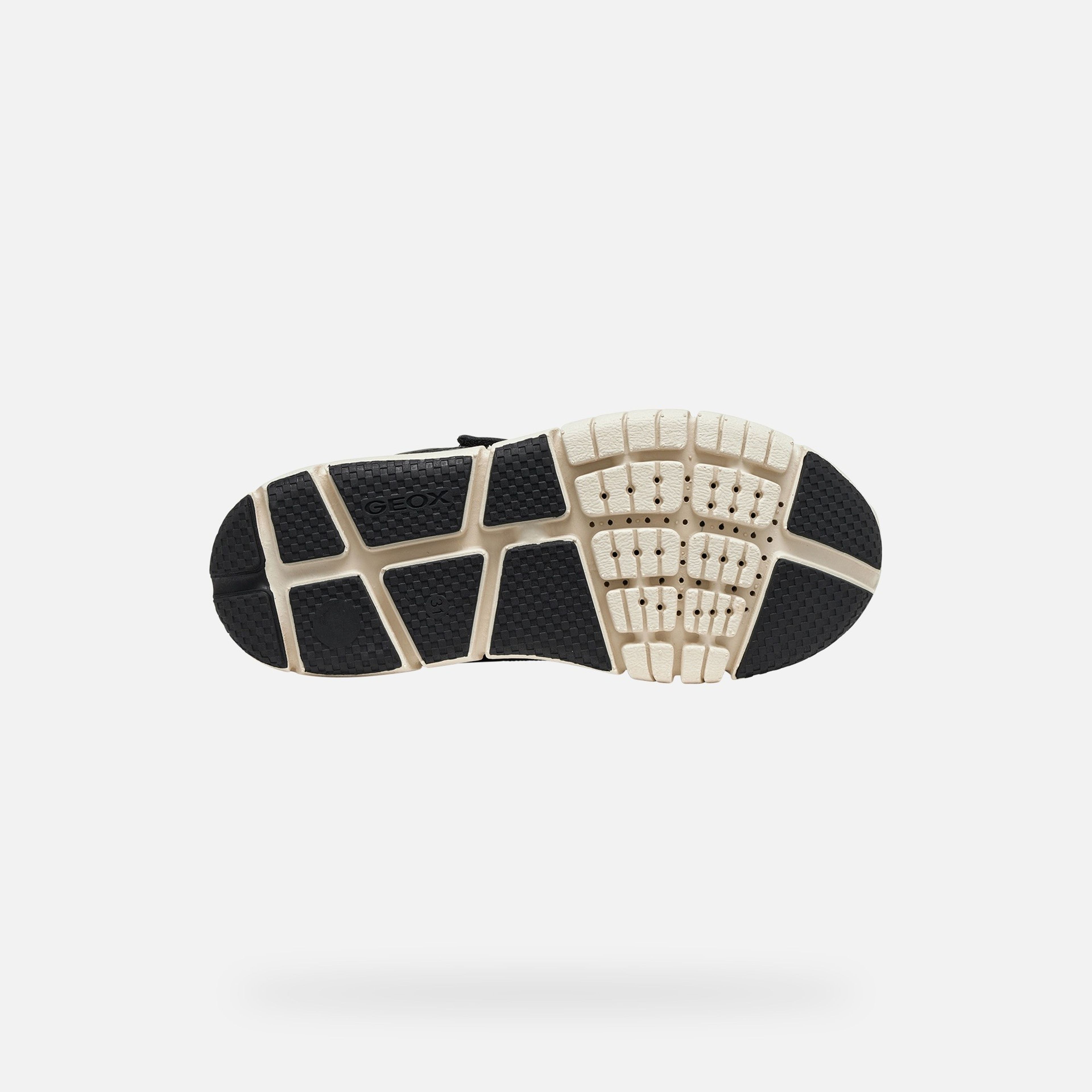 Čierna chlapčenská členková obuv Geox Flexyper - 007