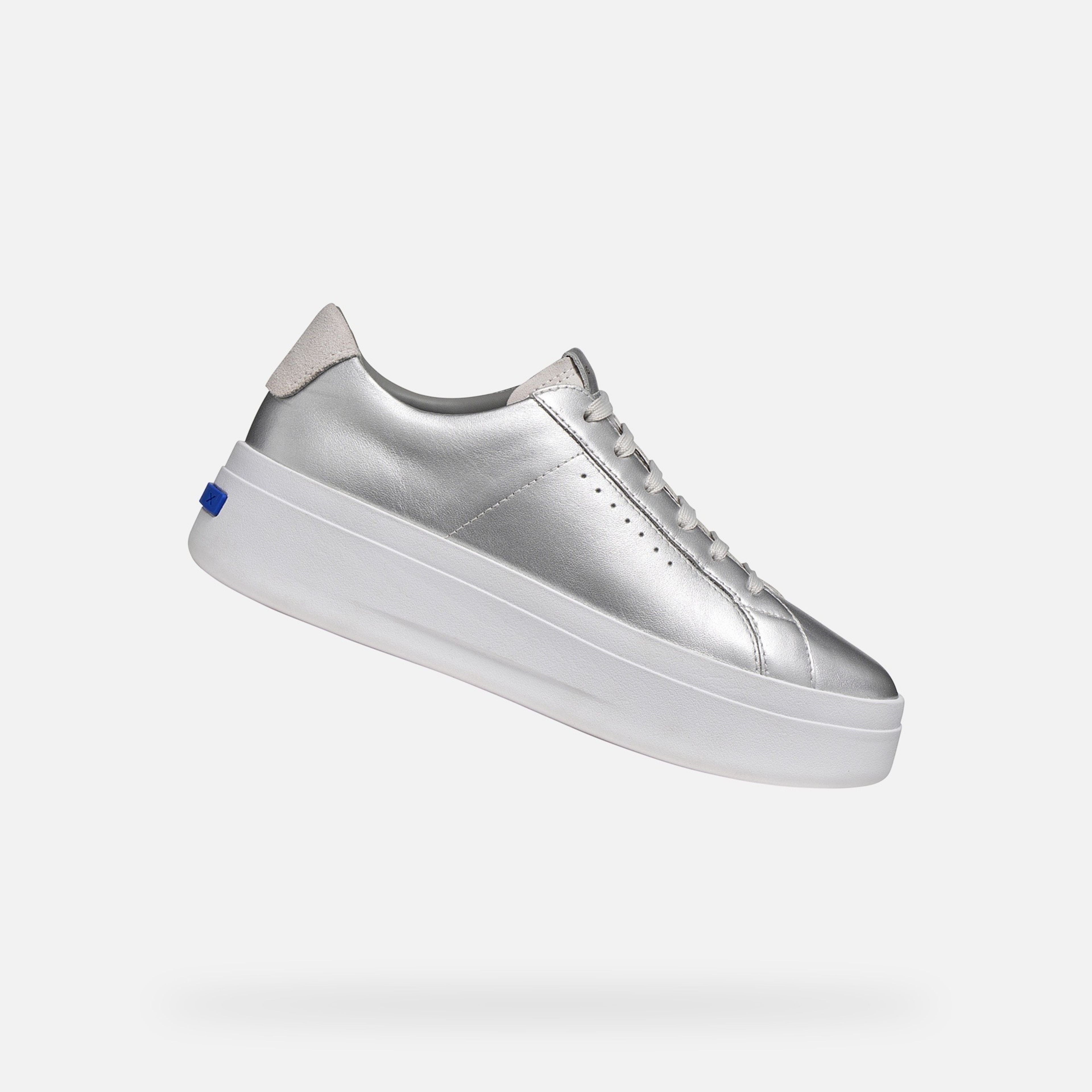 Stříbrné dámské tenisky Geox Gxcp-03