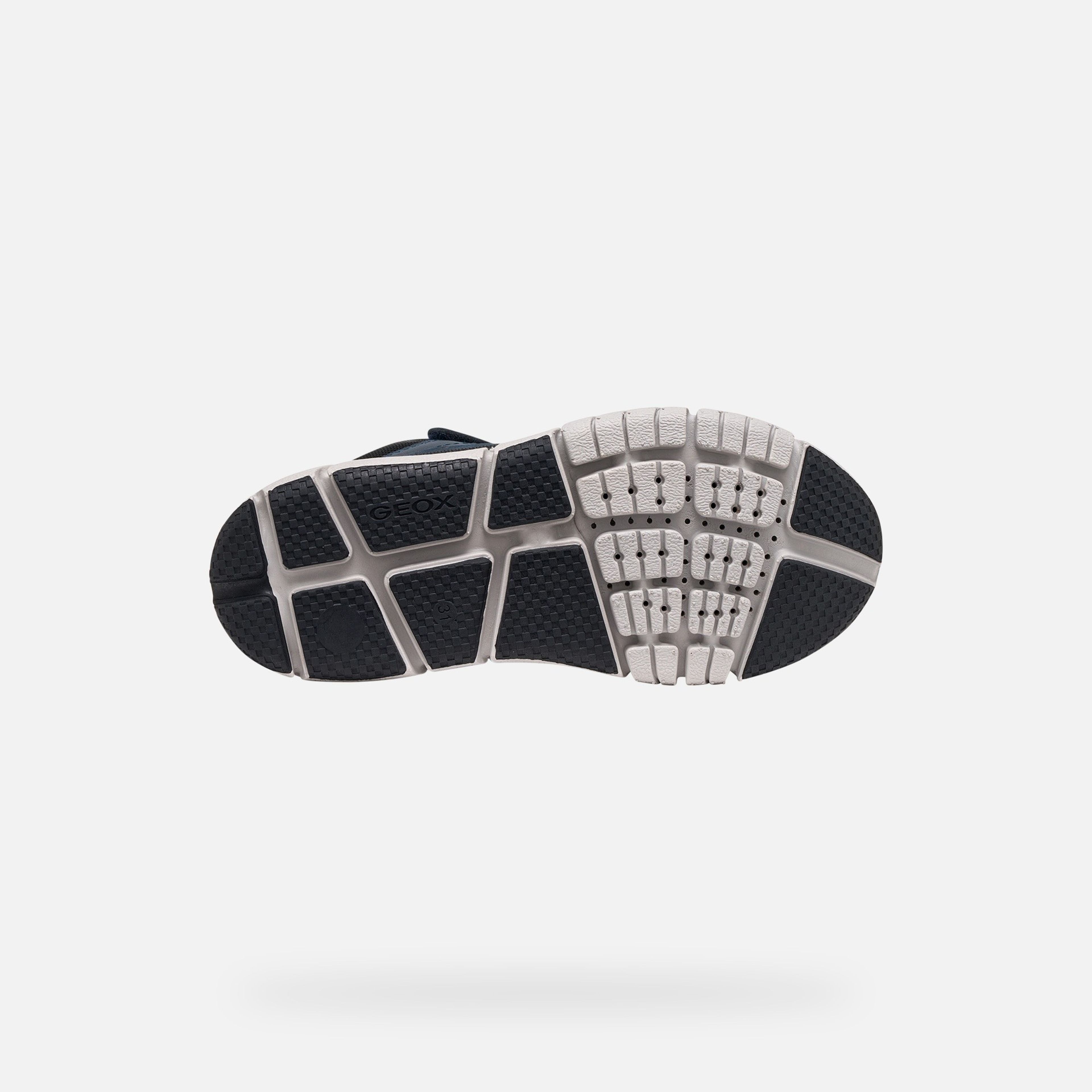 Tmavomodrá chlapčenská členková obuv Geox Flexyper - 006