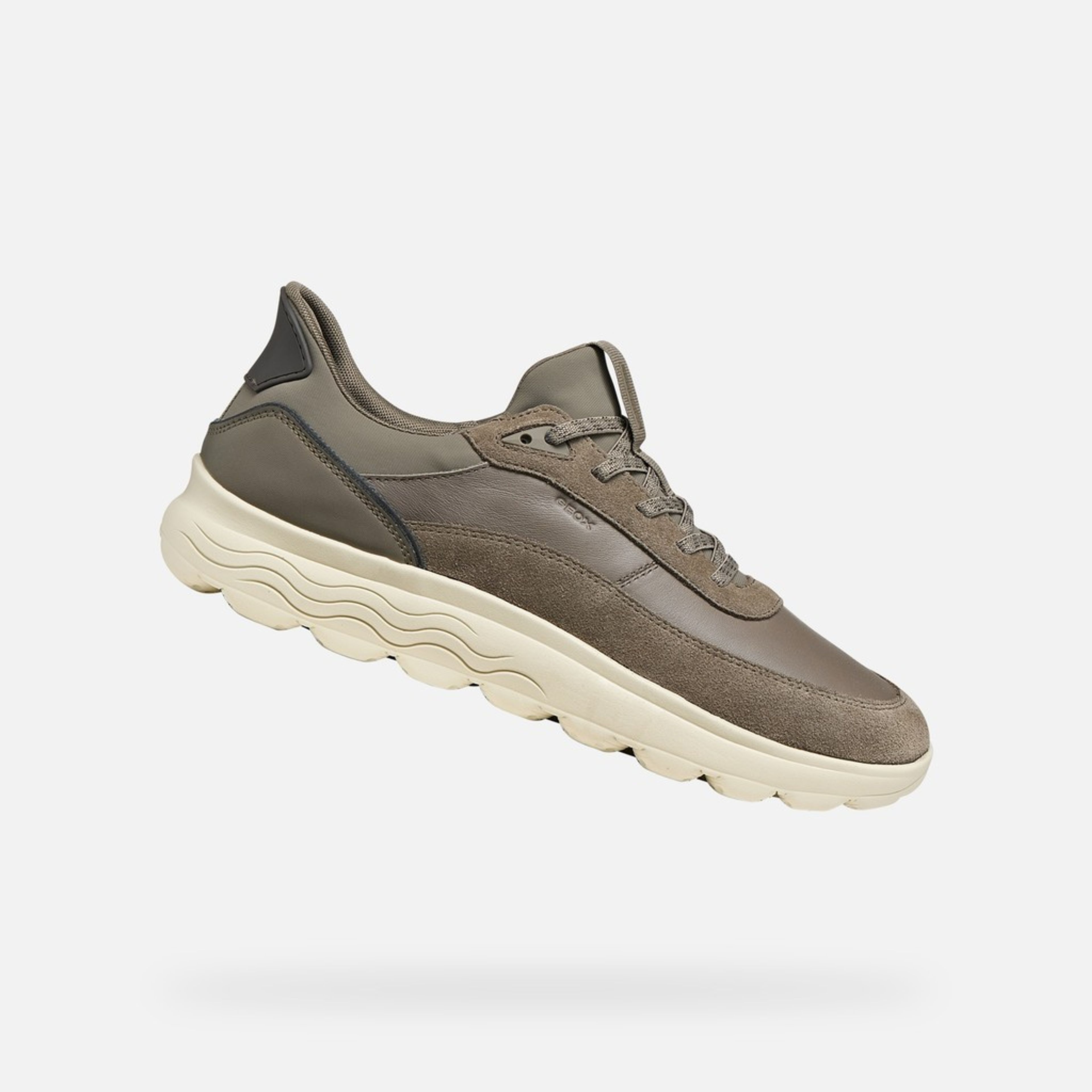 Sneakers gri deschis pentru bărbați Geox Spherica Plus - 001