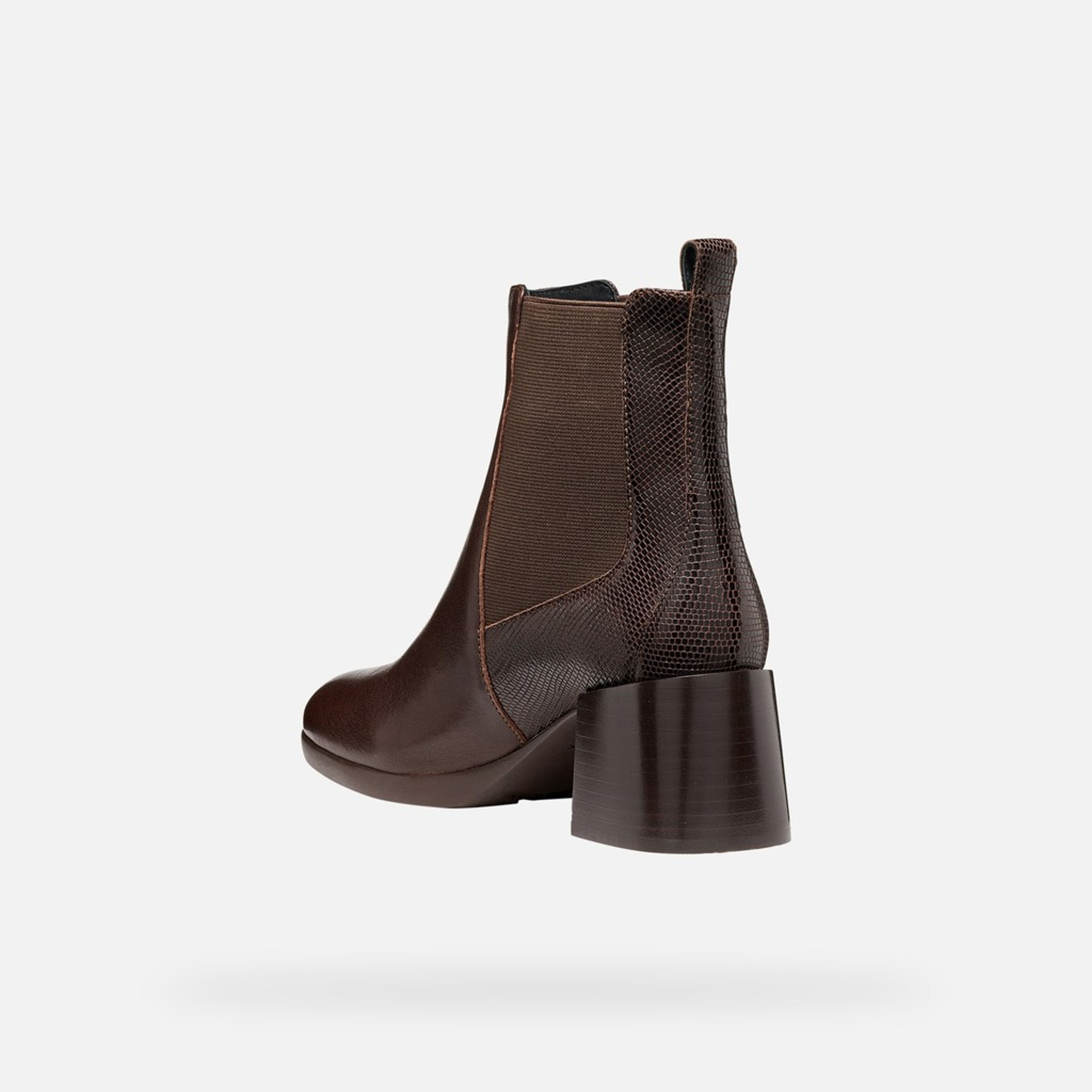 Tmavě hnědá dámská kotníková obuv Geox Walk Pleasure 55T - 004