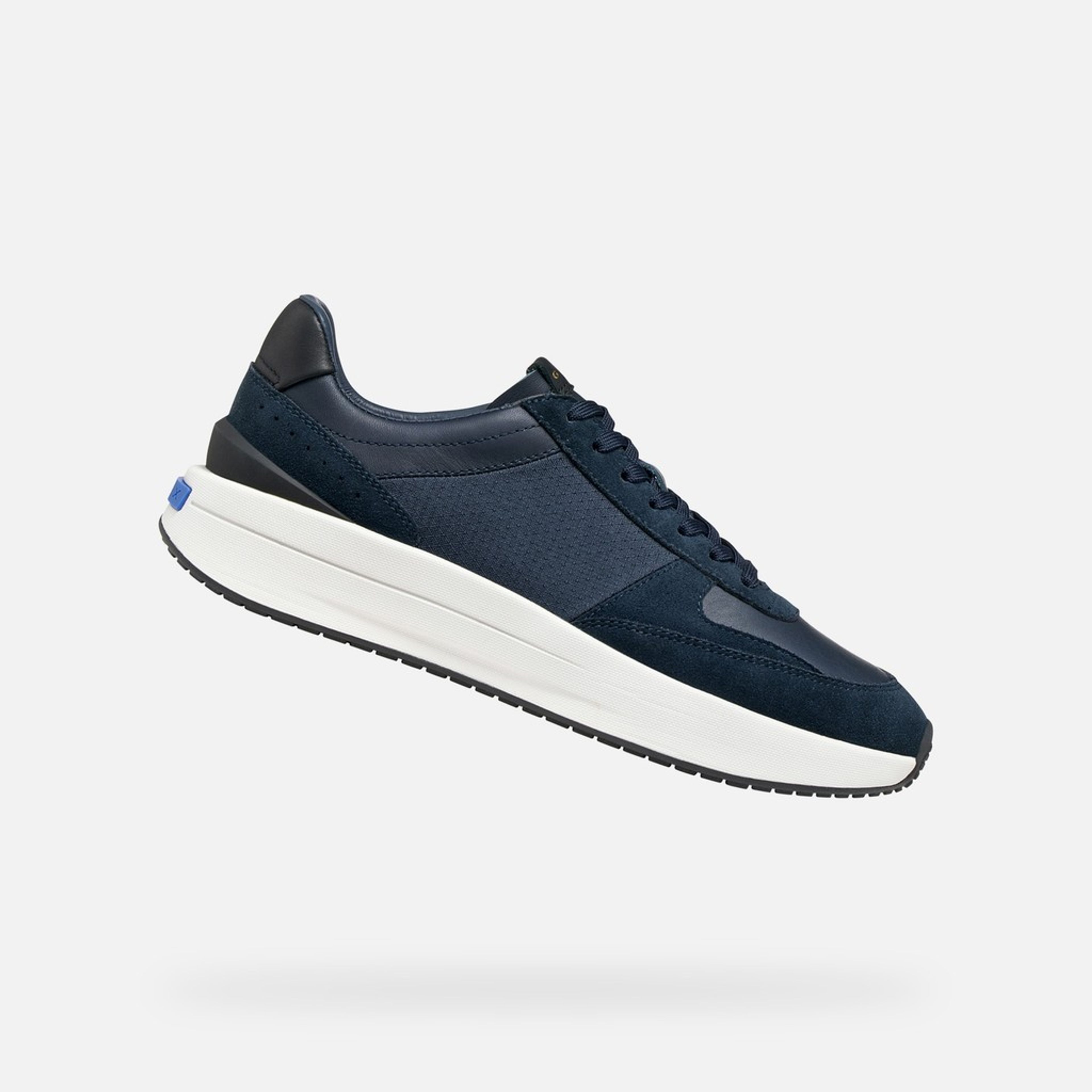 Tmavě modré pánské tenisky Geox GXRN-01 - 001