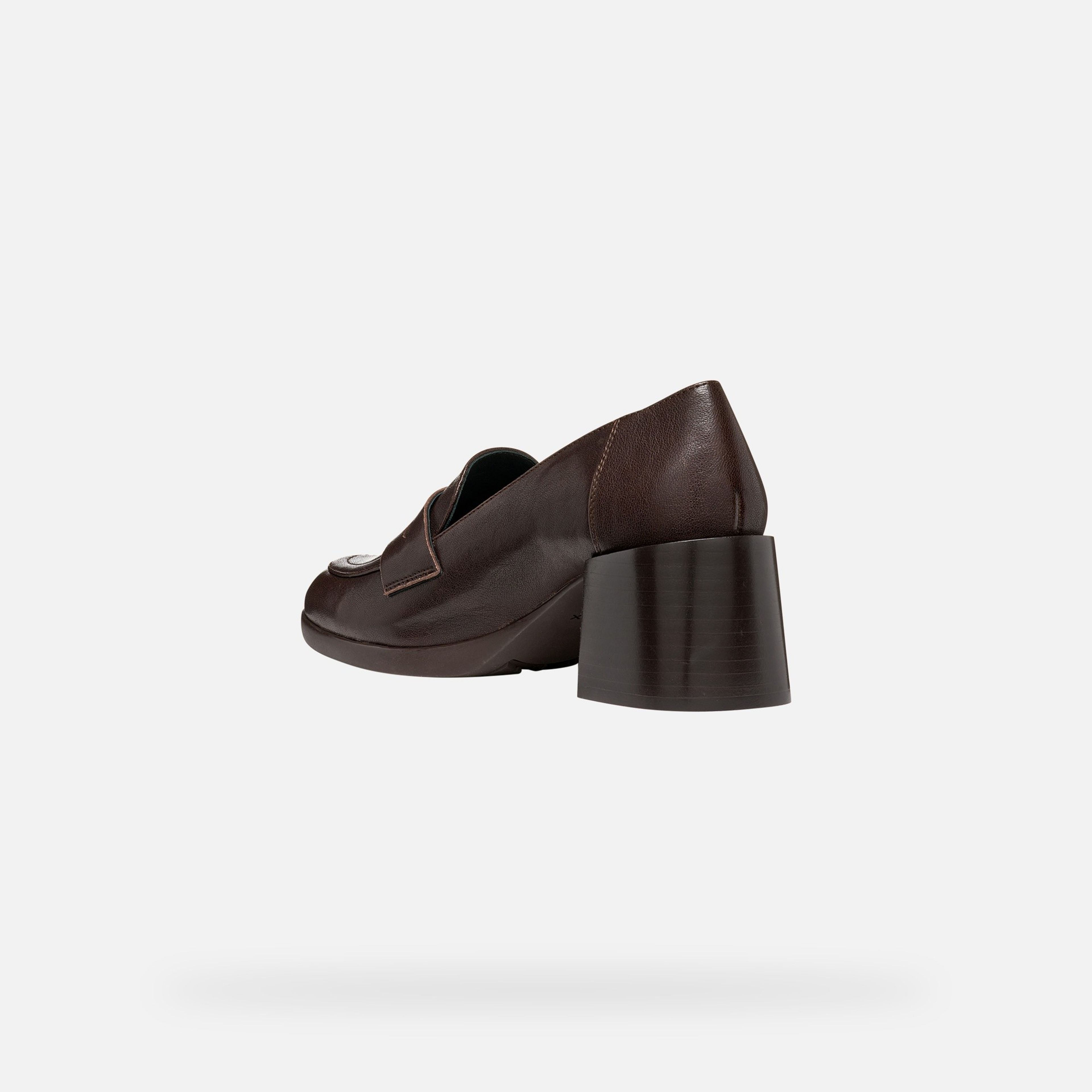 Tmavě hnědá dámská obuv na podpatku Geox Walk Pleasure 55T - 004