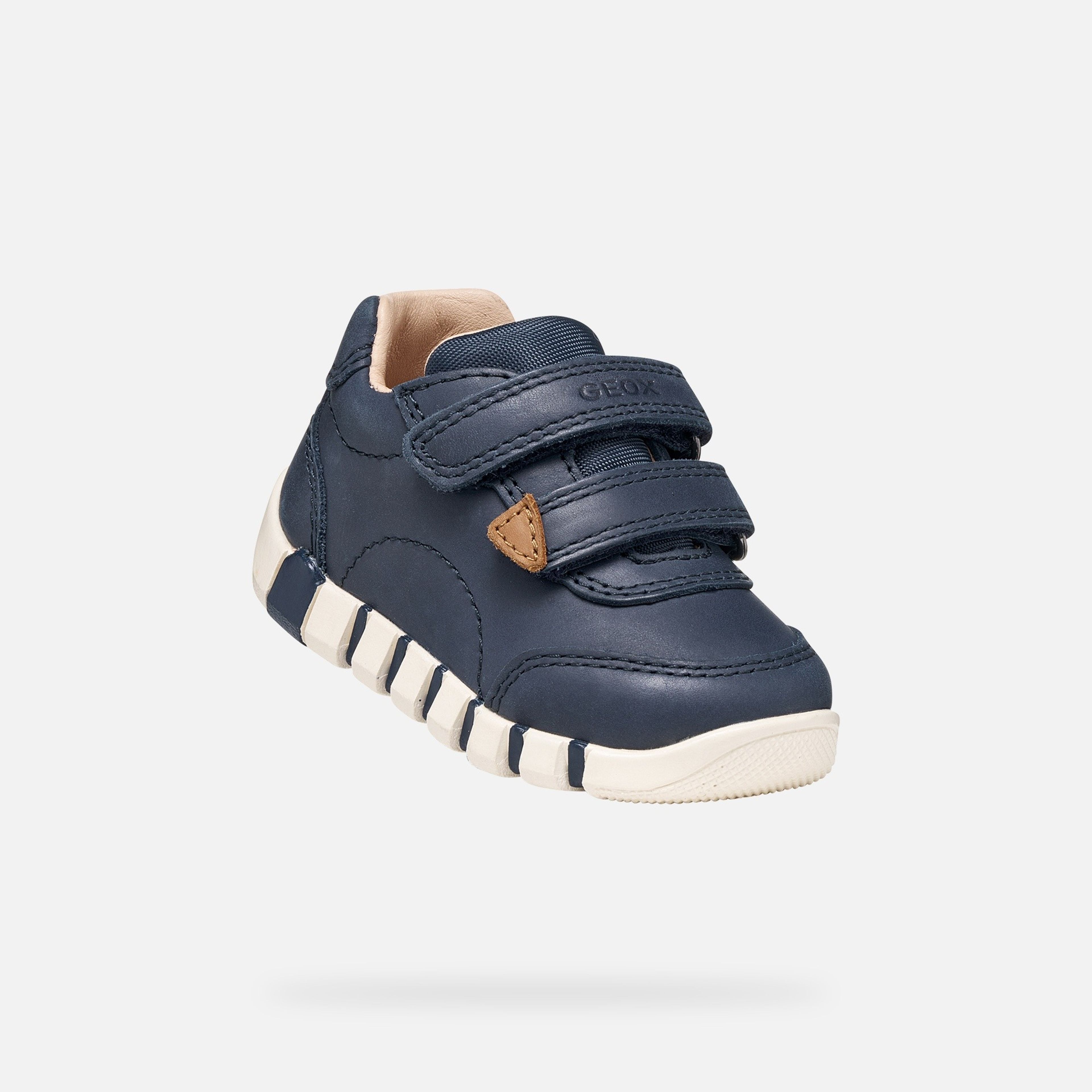 Tmavě modré chlapecké barefoot tenisky Geox Iupidoo - 005