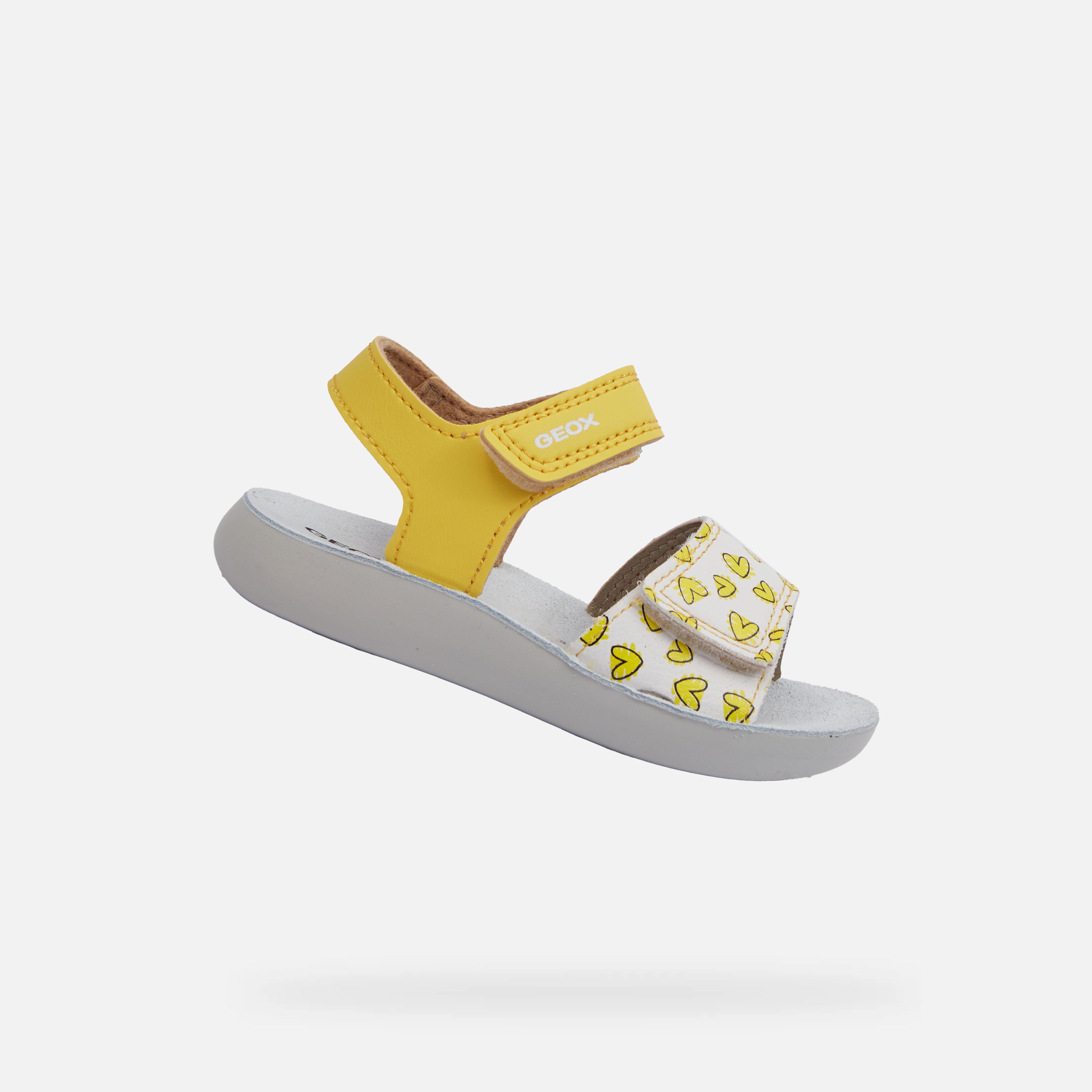 Žluté dívčí sandály Geox Lightfloppy