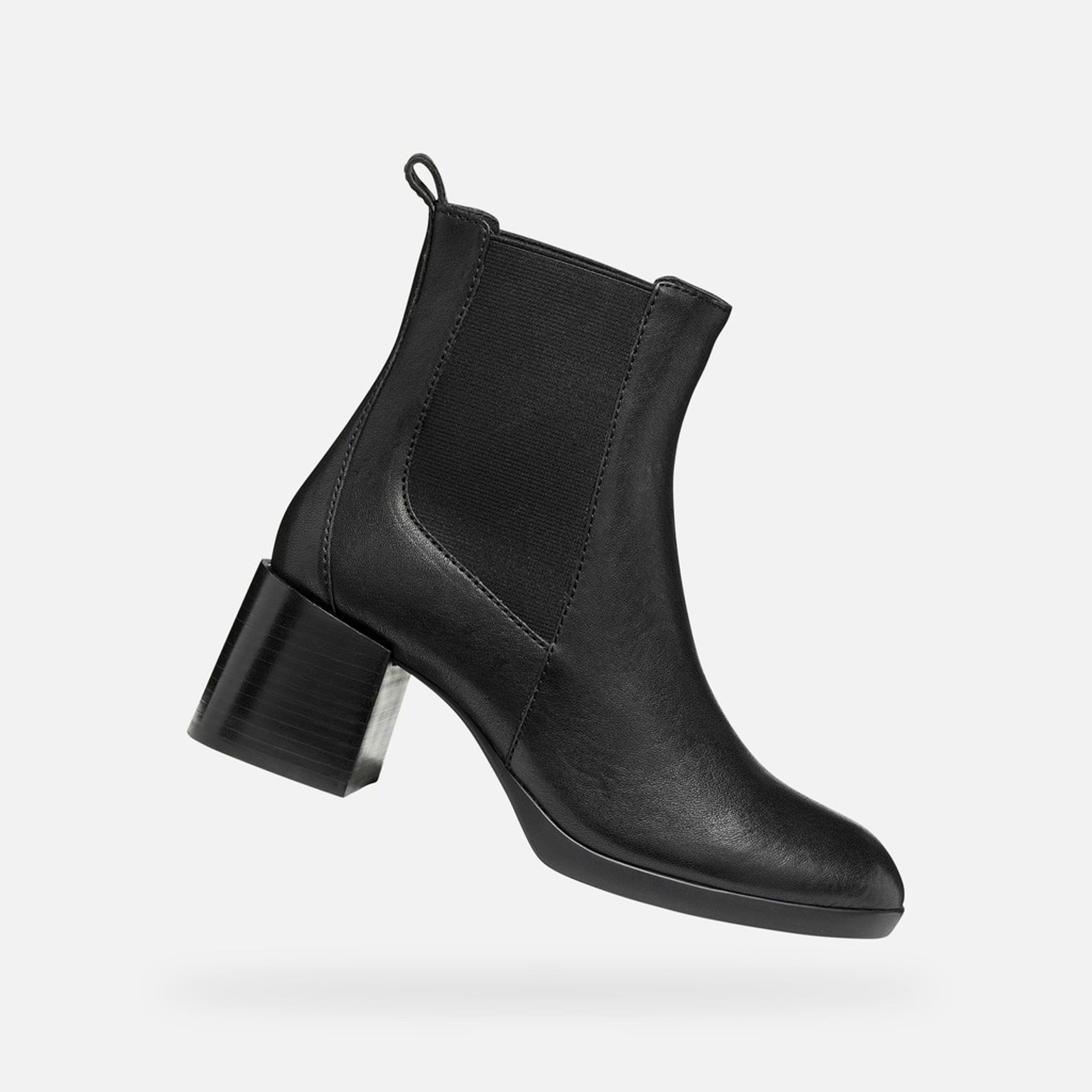 Ghete negre pentru femei Geox Walk Pleasure 55T - 001
