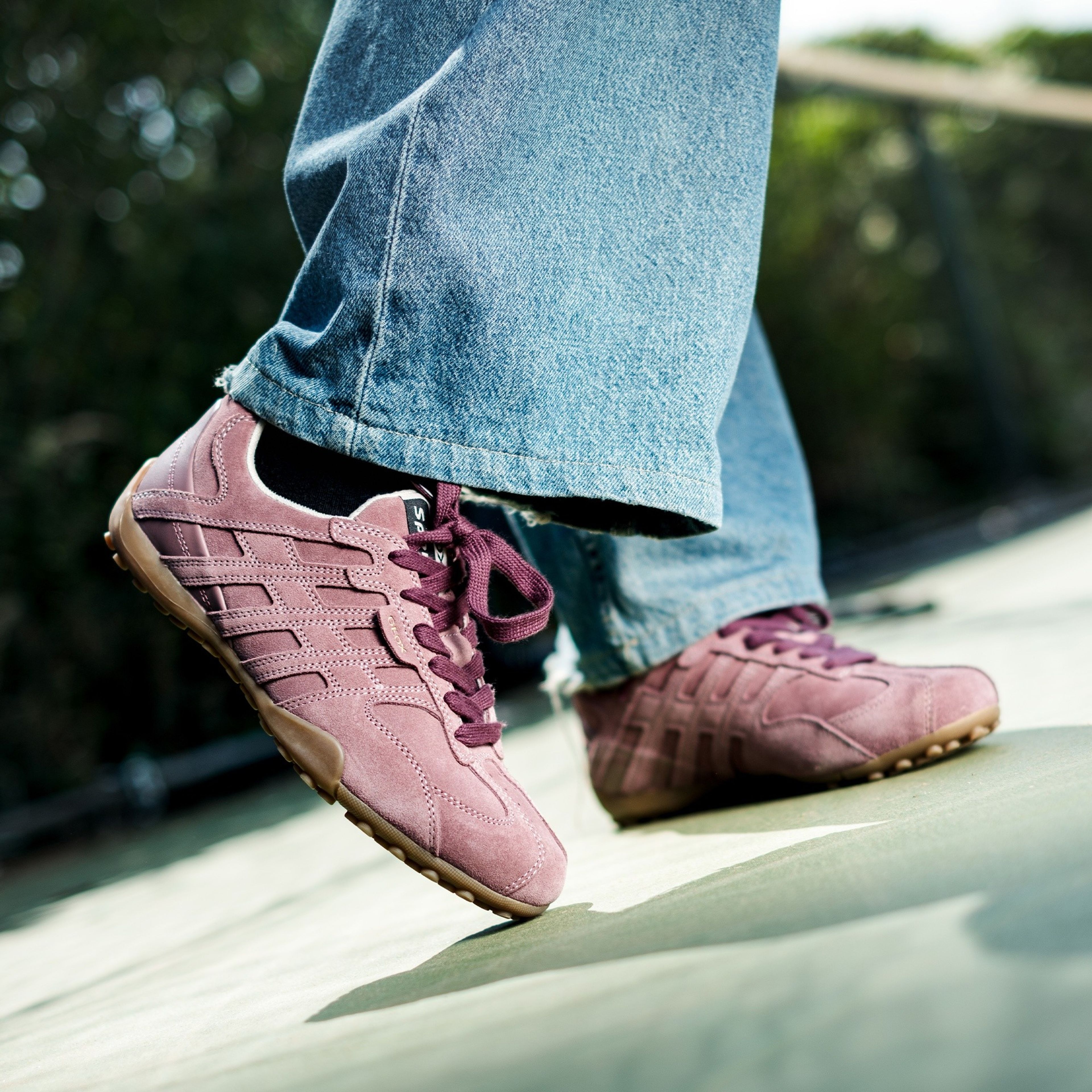 Růžové dámské tenisky Geox Snake - 009