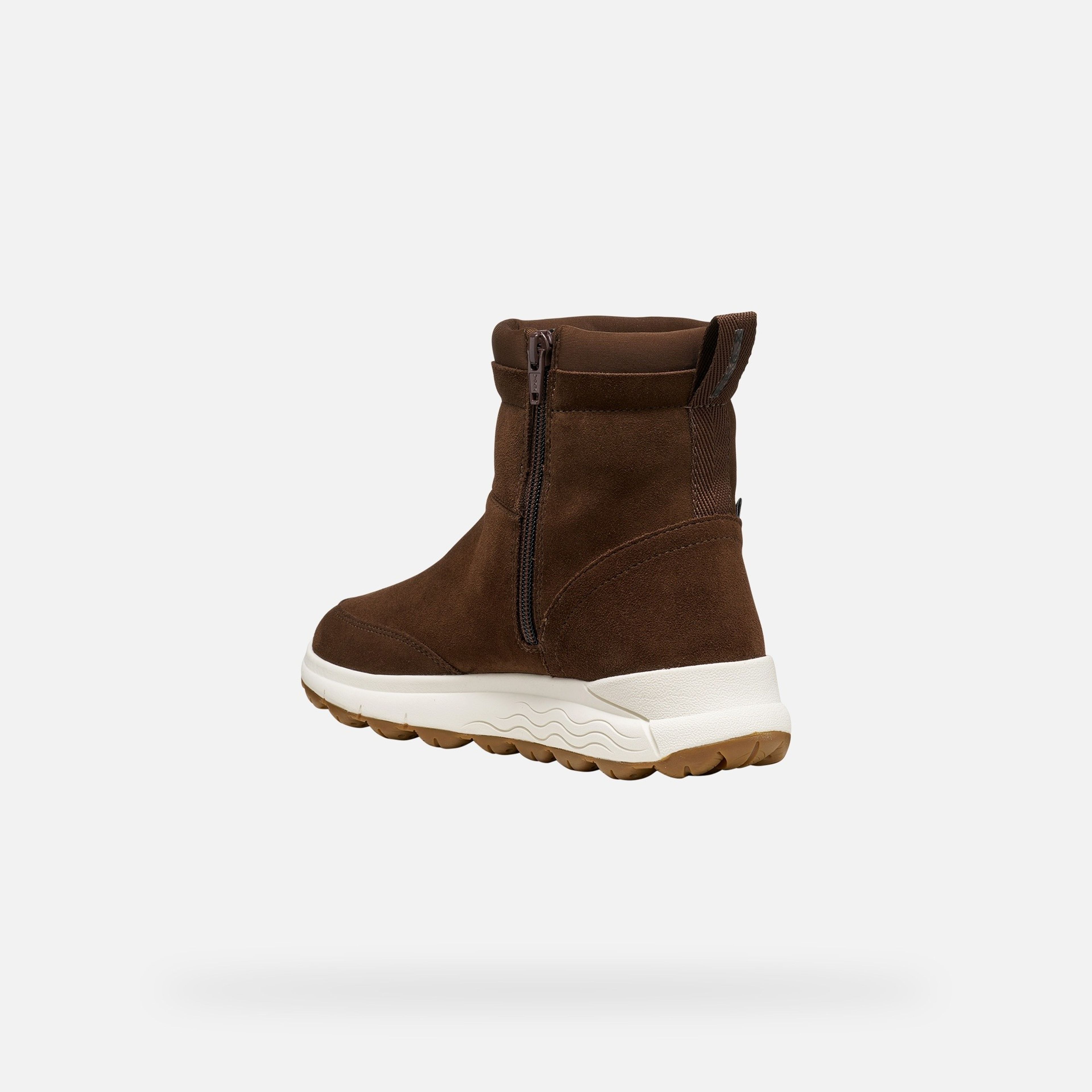 Ciemnobrązowe damskie obuwie za kostkę Geox Spherica 4X4 B ABX - 004