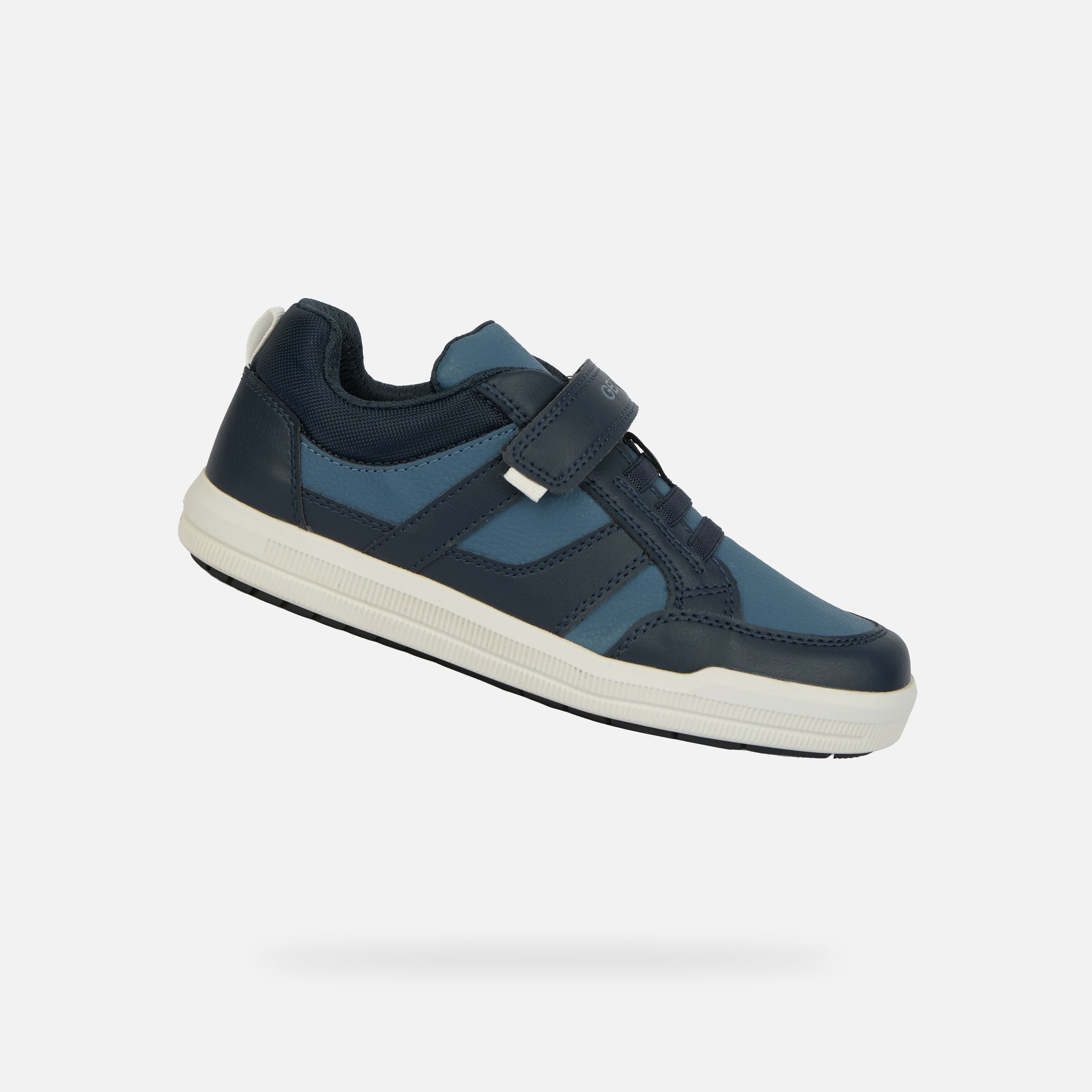 Granatowe chłopięce sneakersy Geox Arzach