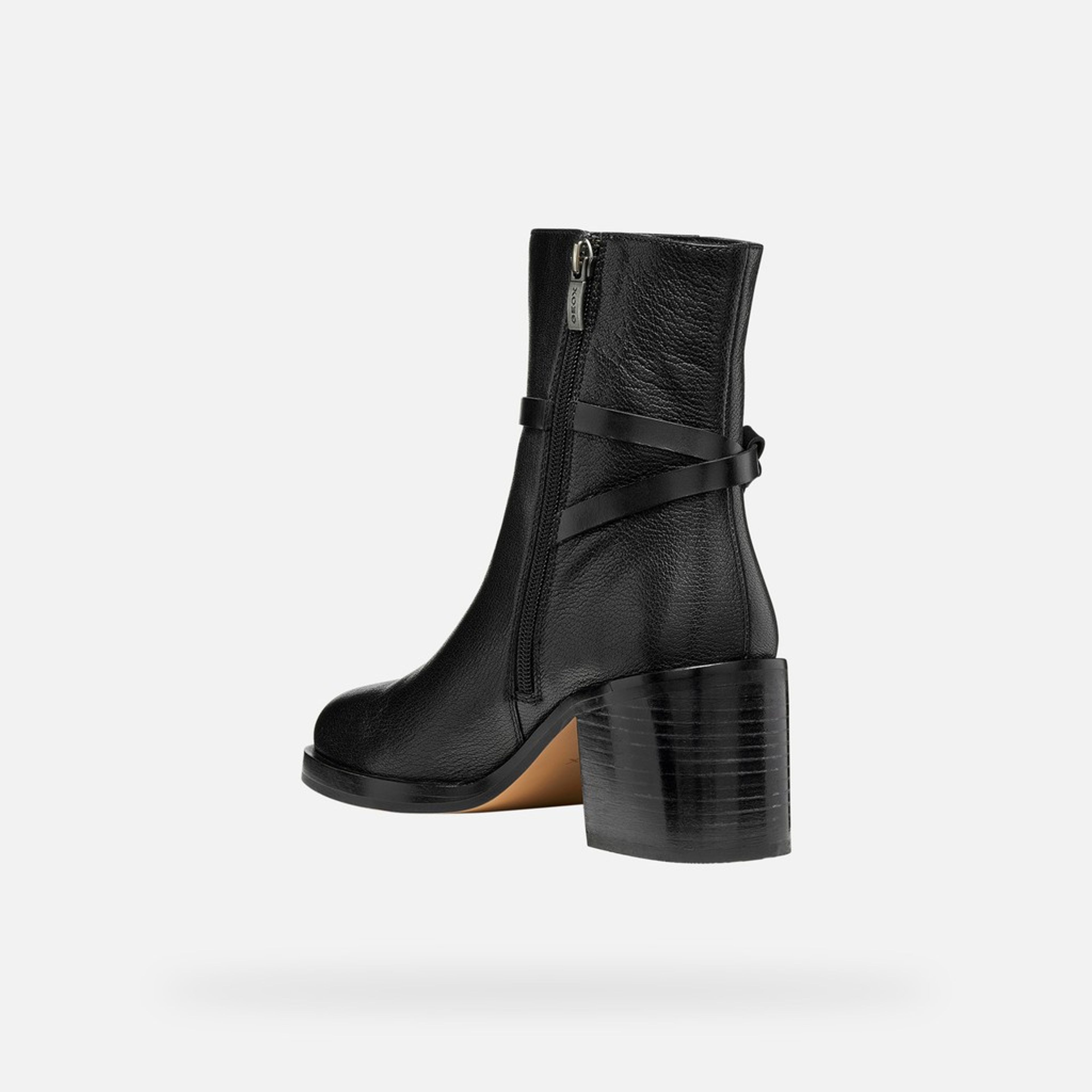 Černá dámská kotníková obuv Geox Sobima - 005