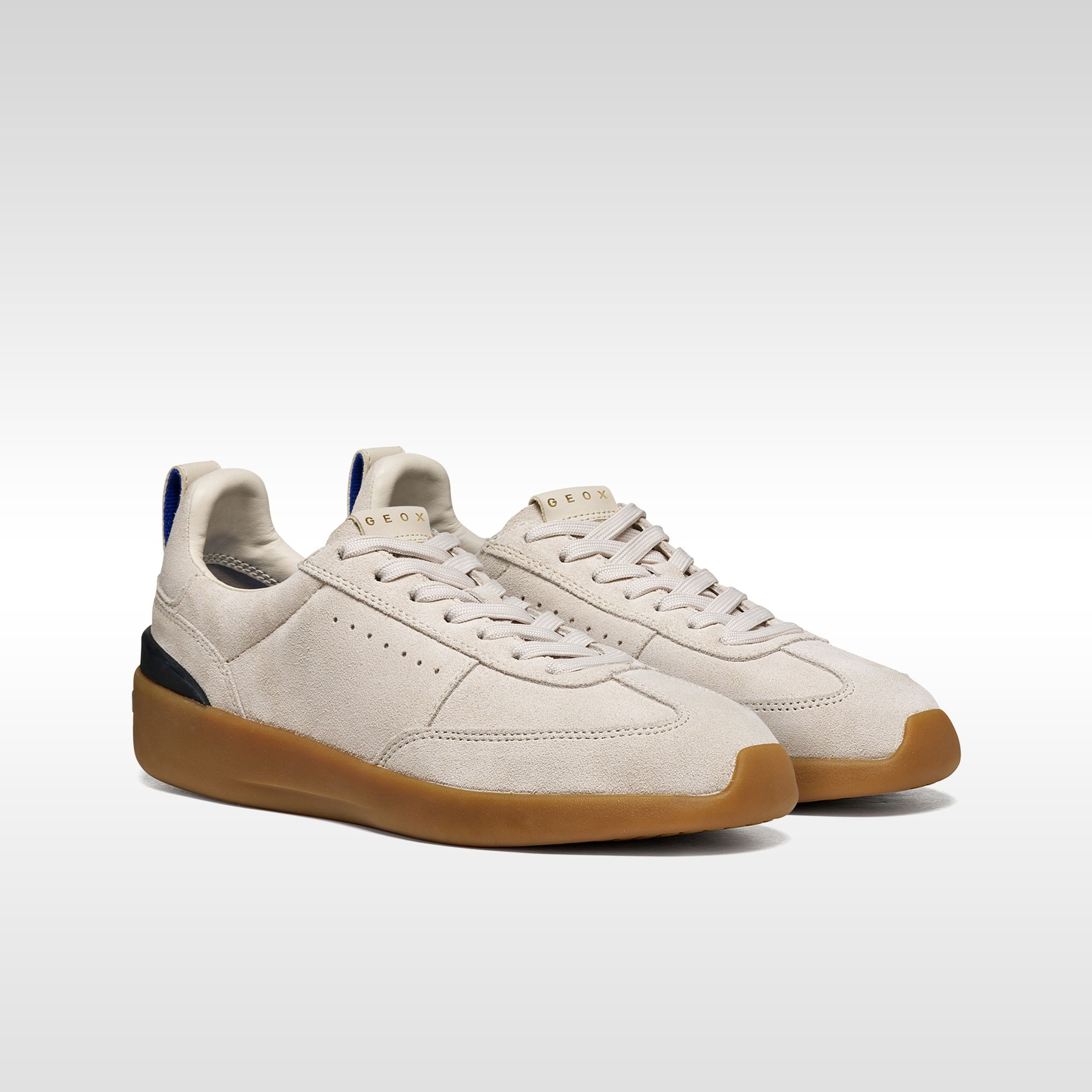 Sneakers bej pentru femei Geox GXRN-02 - 009
