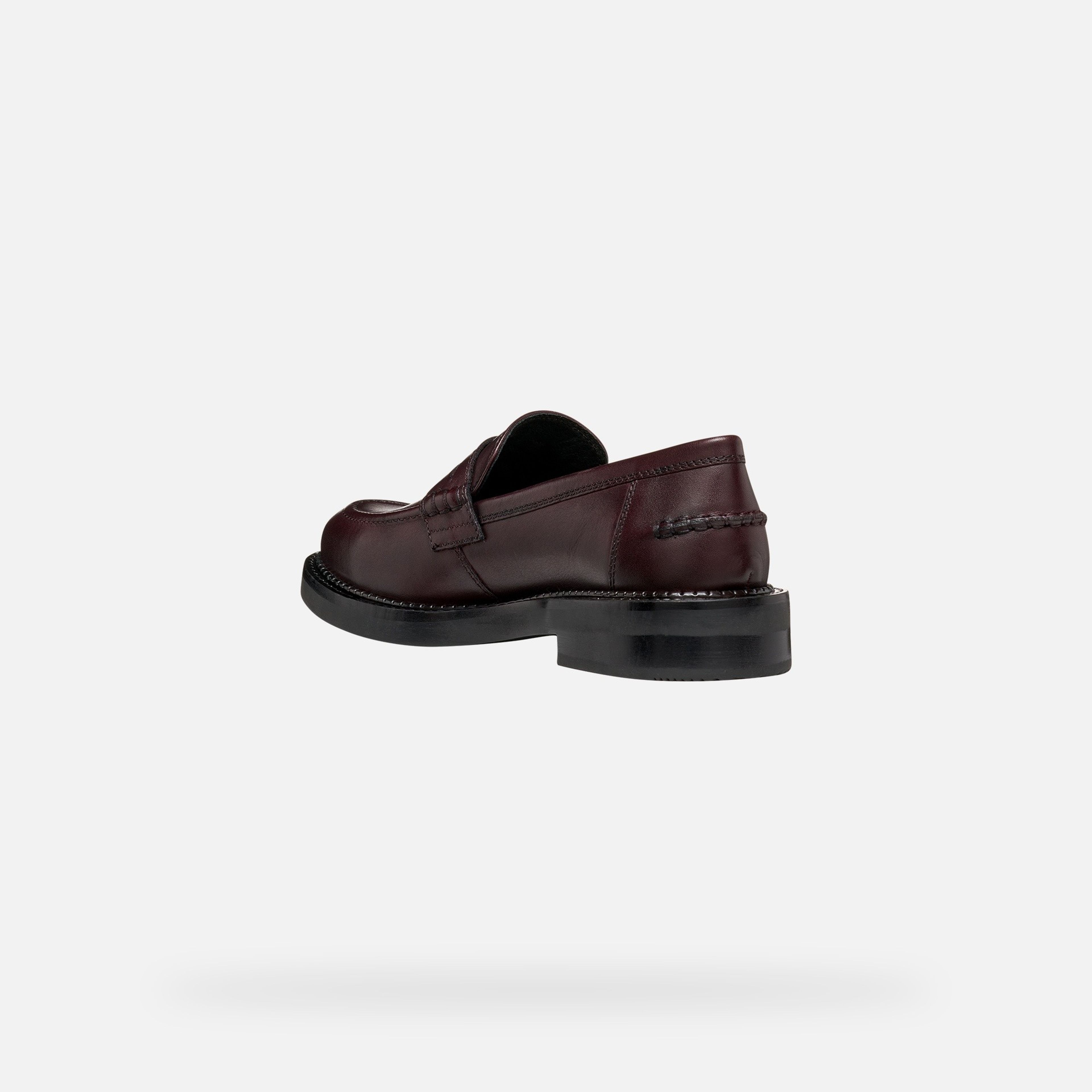 Tmavě hnědé dámské mokasíny Geox Serilda - 005