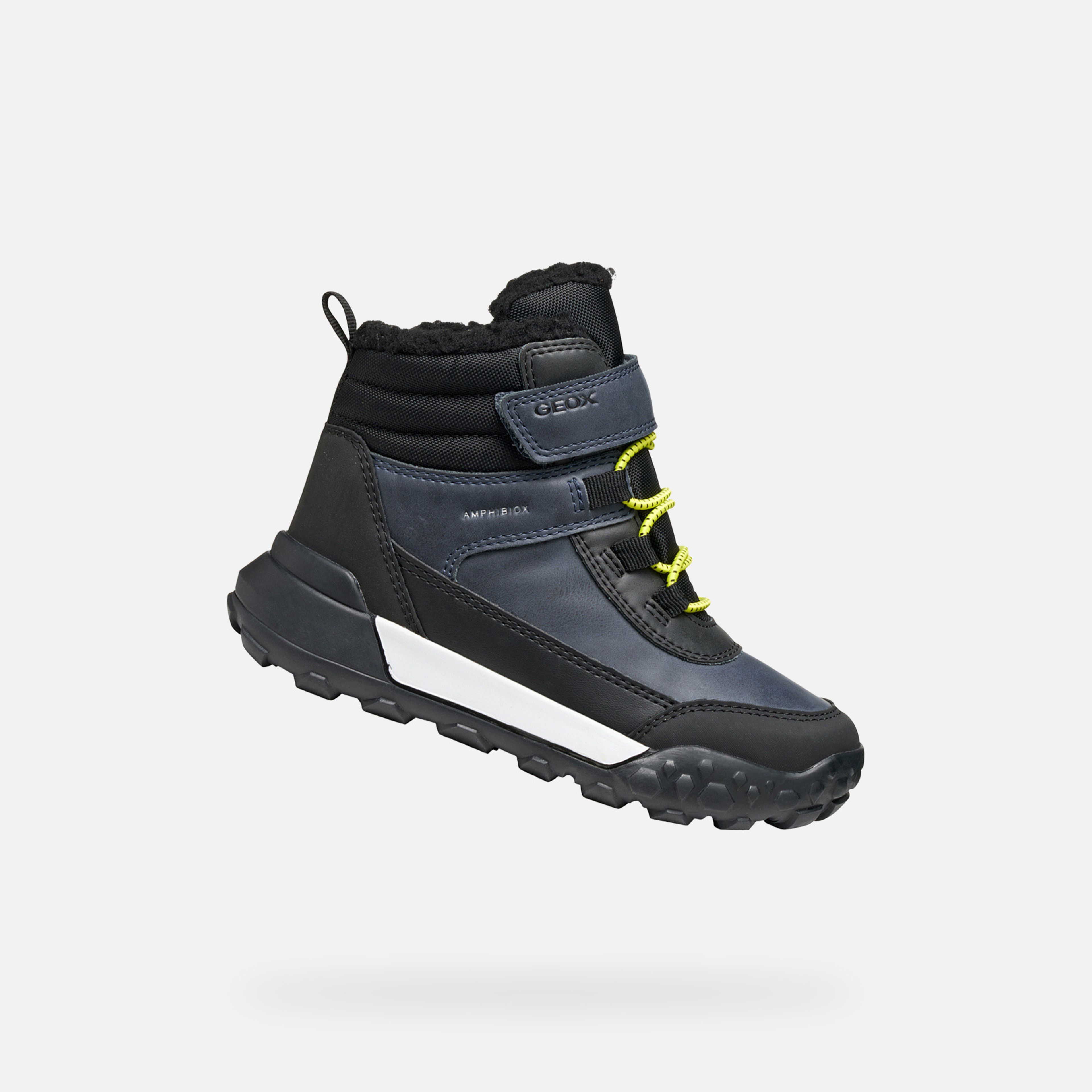 Granatowe chłopięce buty za kostkę Geox Trekkyup ABX