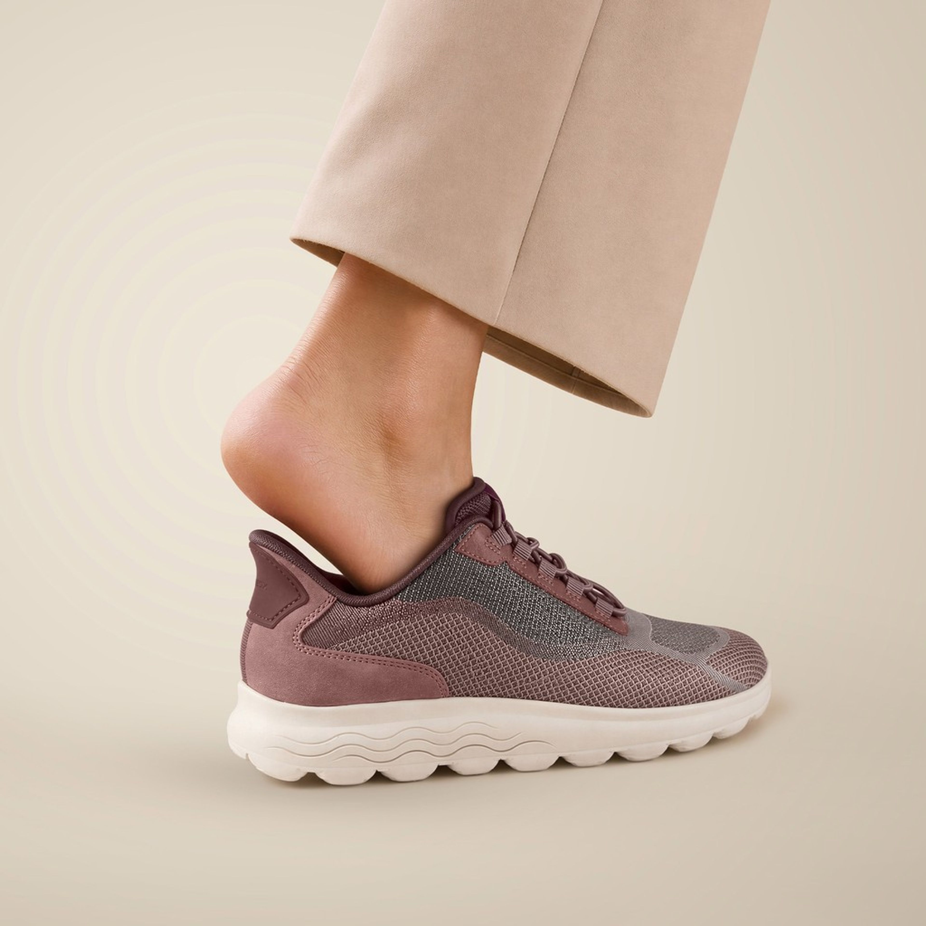 Sneakers roz vechi pentru femei Geox Spherica Plus WR - 012