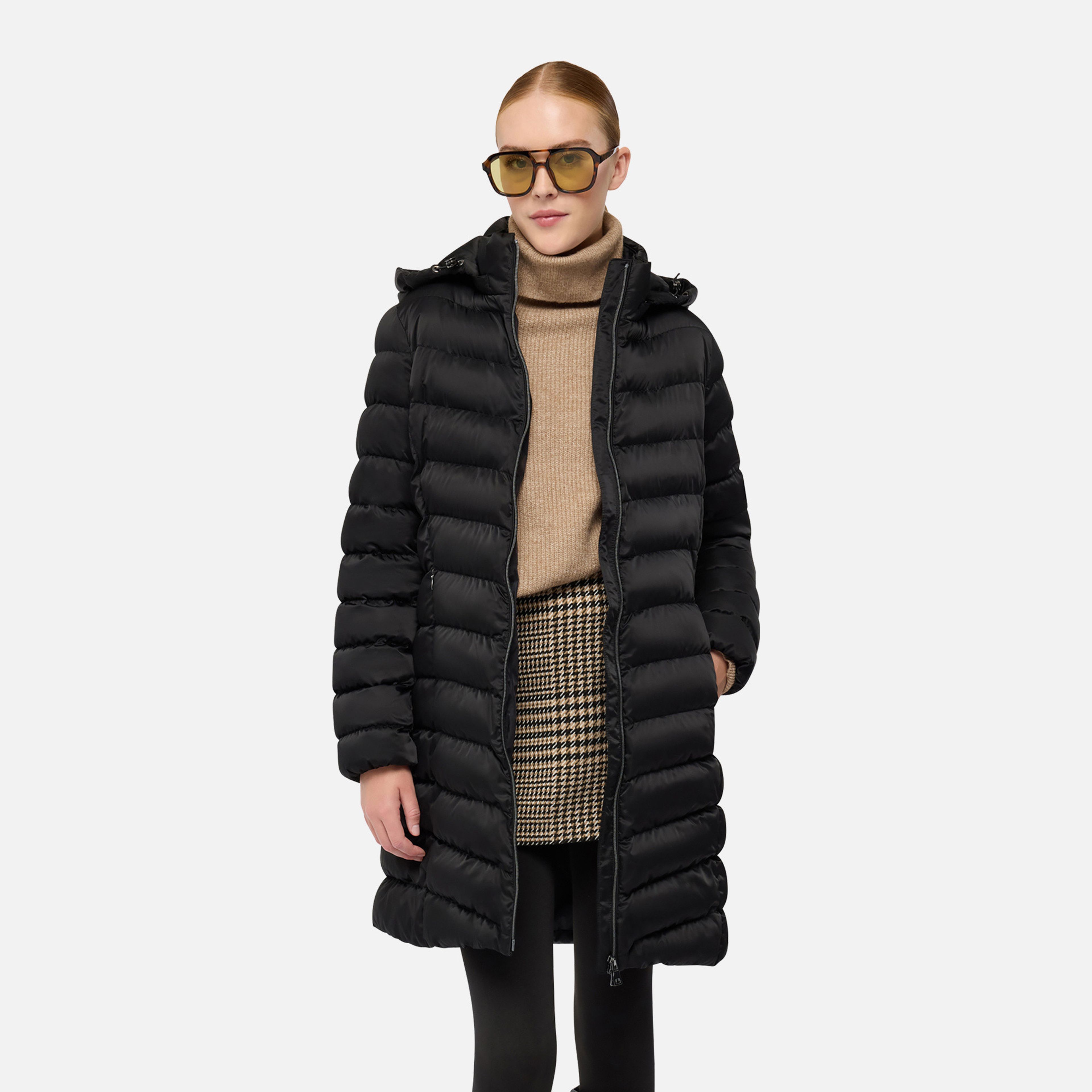 Černá dámská péřová bunda Geox Zosma