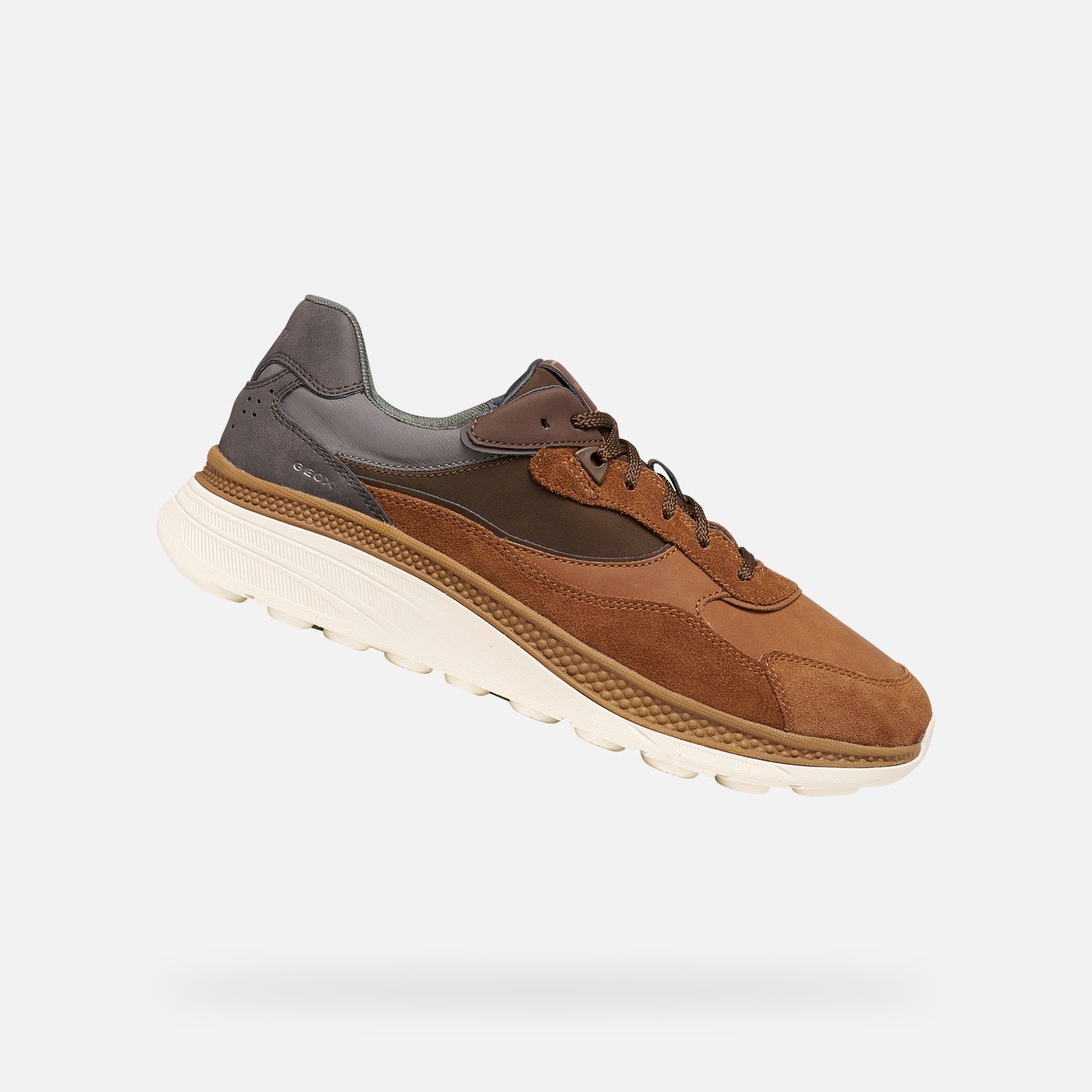 Hnedé pánske tenisky Geox Spherica Actif X1 - 001