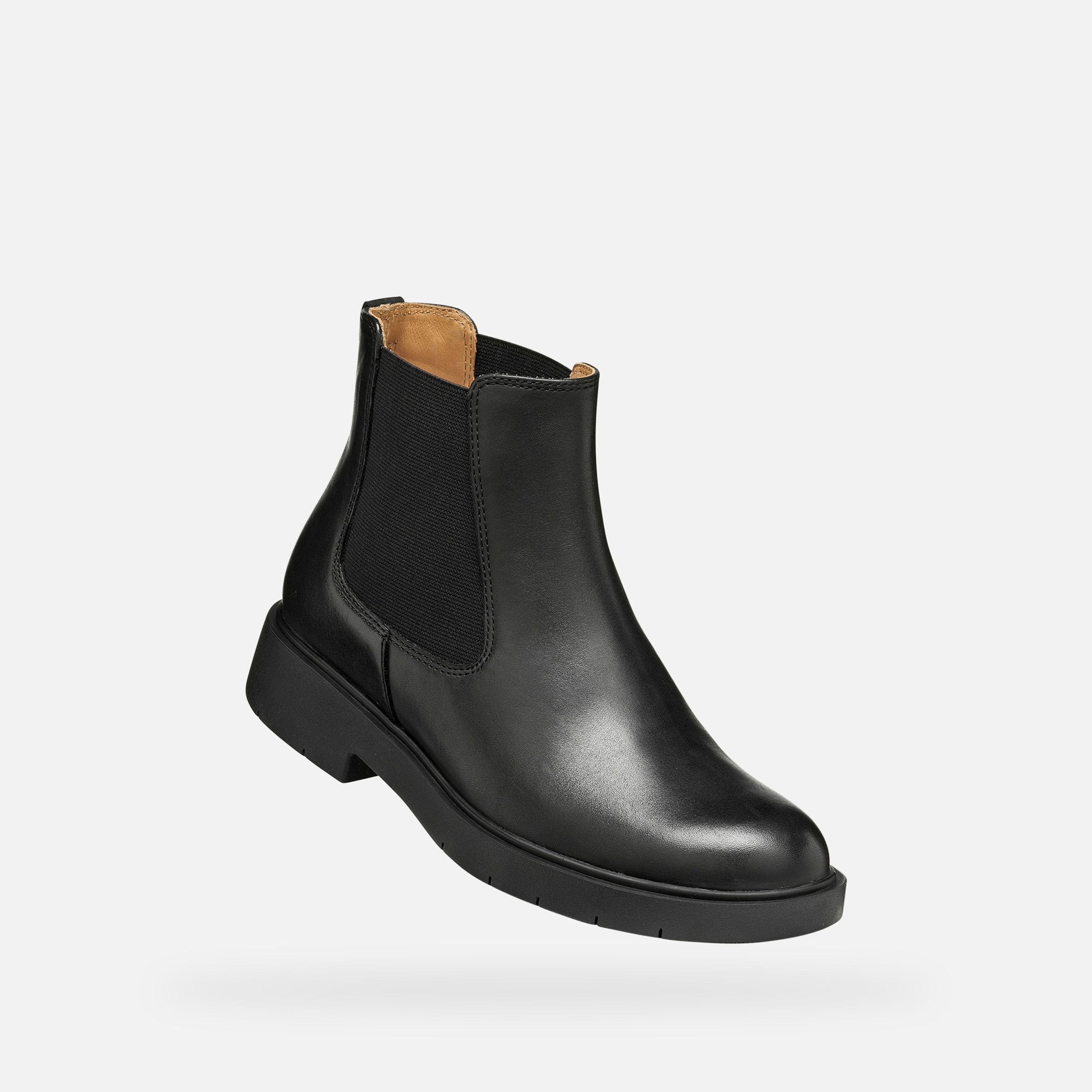 Čierna dámska členková obuv Geox Spherica Ec1 - 005