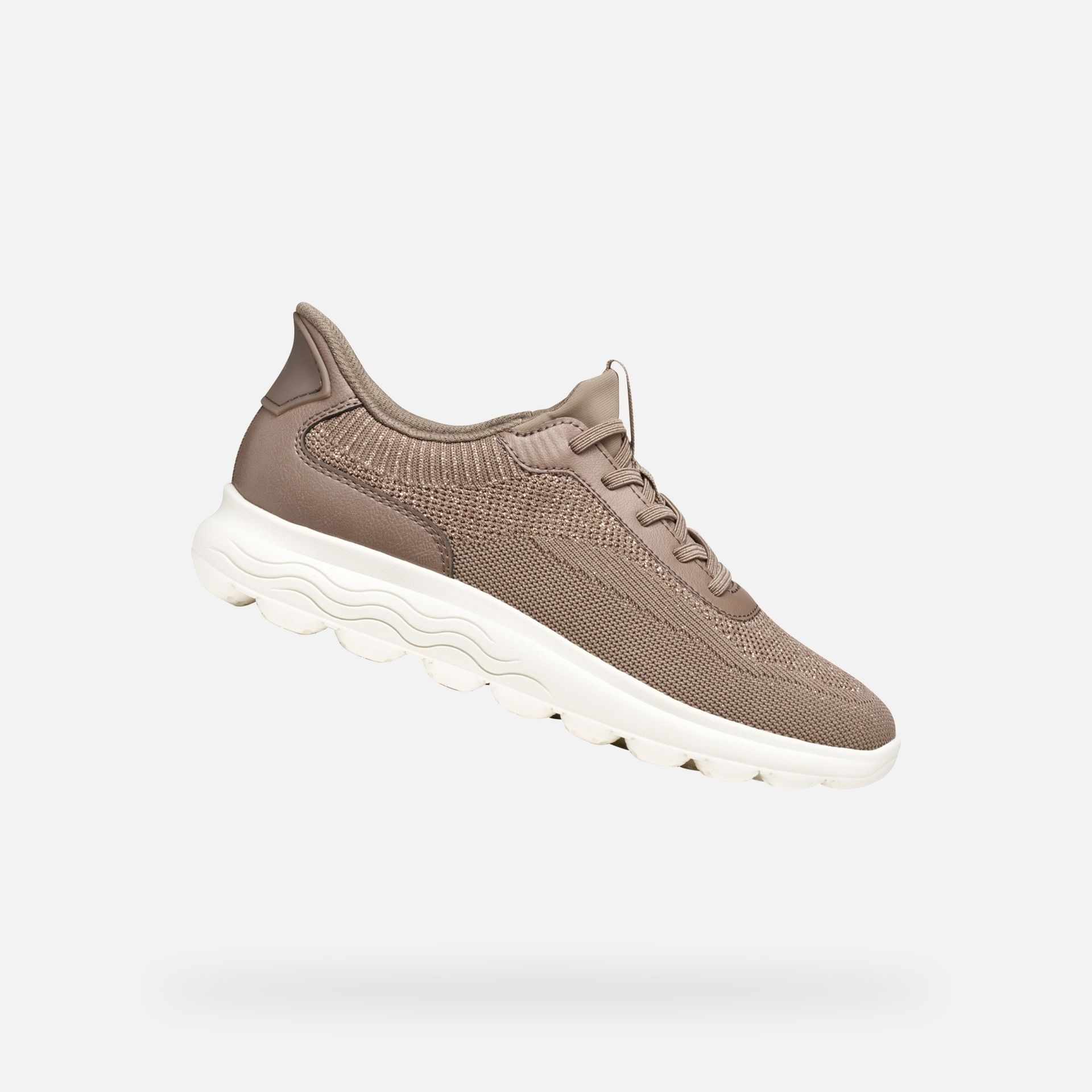 Brązowe damskie tenisówki Geox Spherica Plus Fast in - 001
